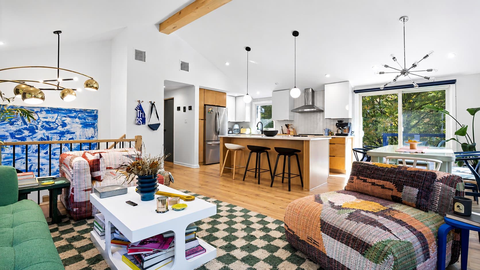 Living, open to the kitchen